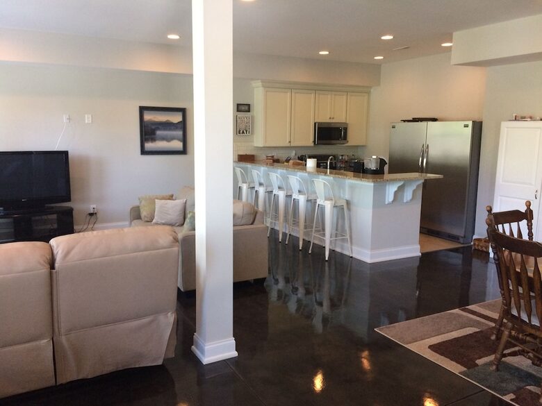 Beautiful Lakefront Home on Lake Norman - Denver, North Carolina