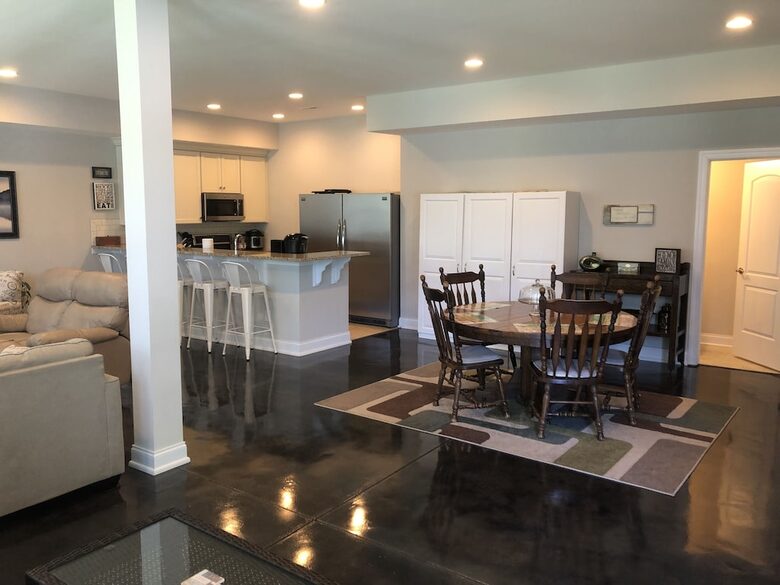 Beautiful Lakefront Home on Lake Norman - Denver, North Carolina