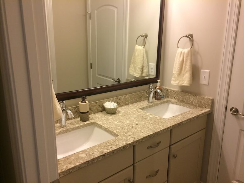 Beautiful Lakefront Home on Lake Norman - Denver, North Carolina