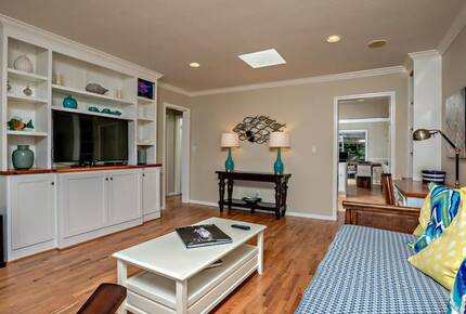 Perfect Beach House - Walk to the Beach and Shops - Del Mar, California