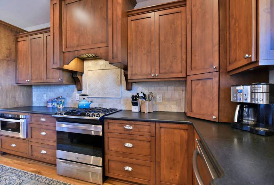 Frolly Falls Mountain Escape - Black Mountain, North Carolina