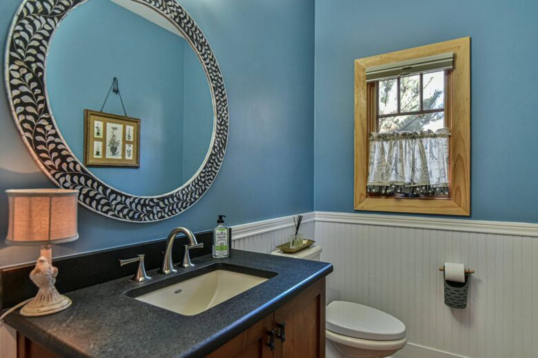 Frolly Falls Mountain Escape - Black Mountain, North Carolina