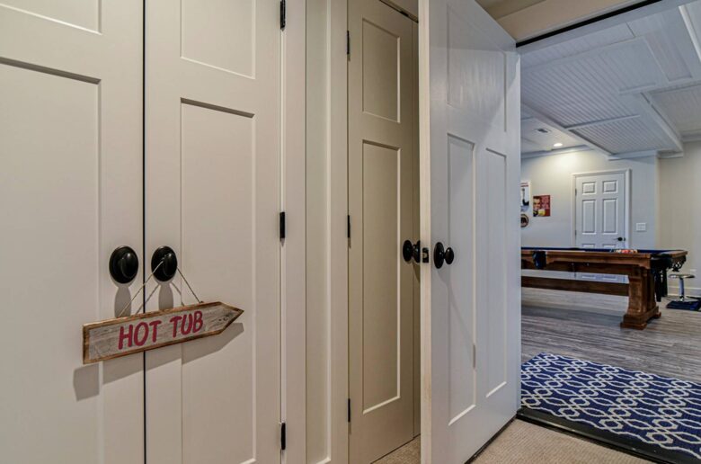 Frolly Falls Mountain Escape - Black Mountain, North Carolina