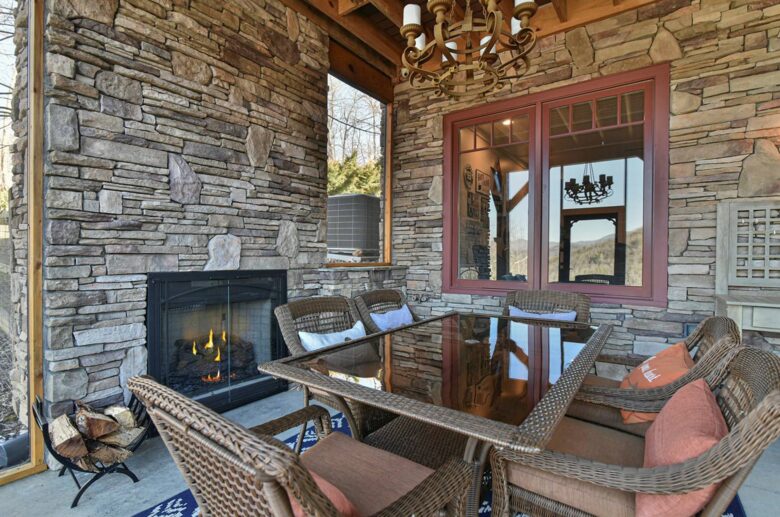 Frolly Falls Mountain Escape - Black Mountain, North Carolina