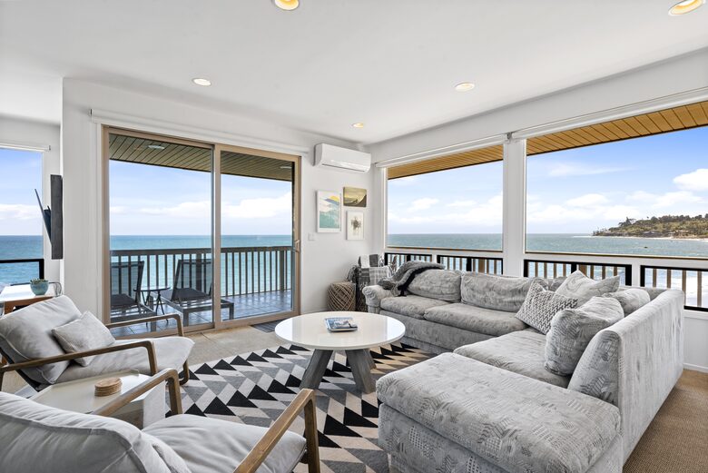 Malibu Beachfront Luxe with Private Beach Access - Malibu, California
