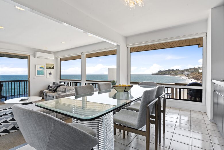 Malibu Beachfront Luxe with Private Beach Access - Malibu, California