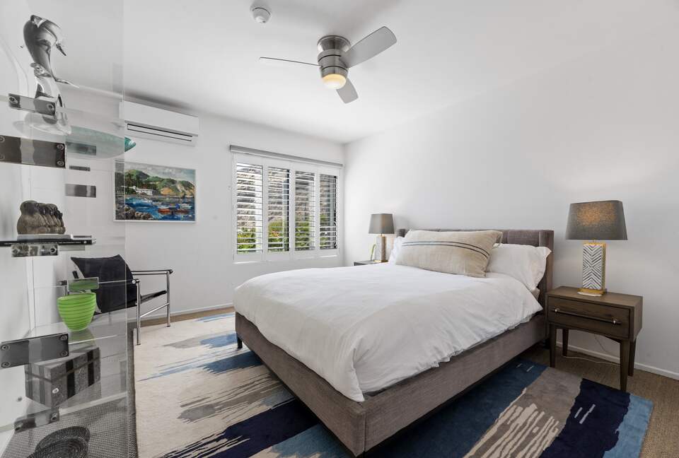 Malibu Beachfront Luxe with Private Beach Access - Malibu, California