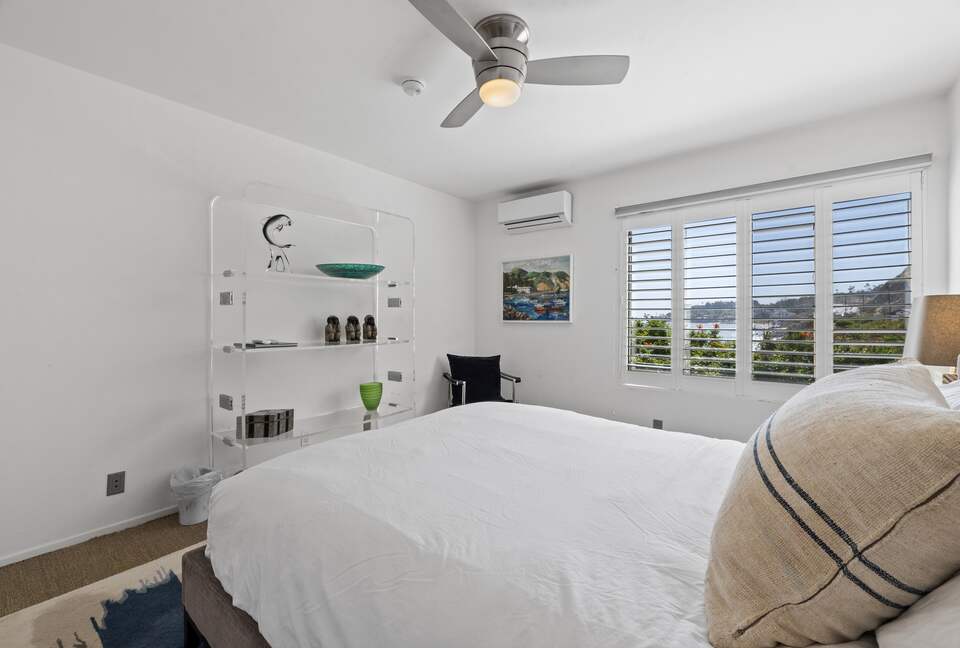 Malibu Beachfront Luxe with Private Beach Access - Malibu, California