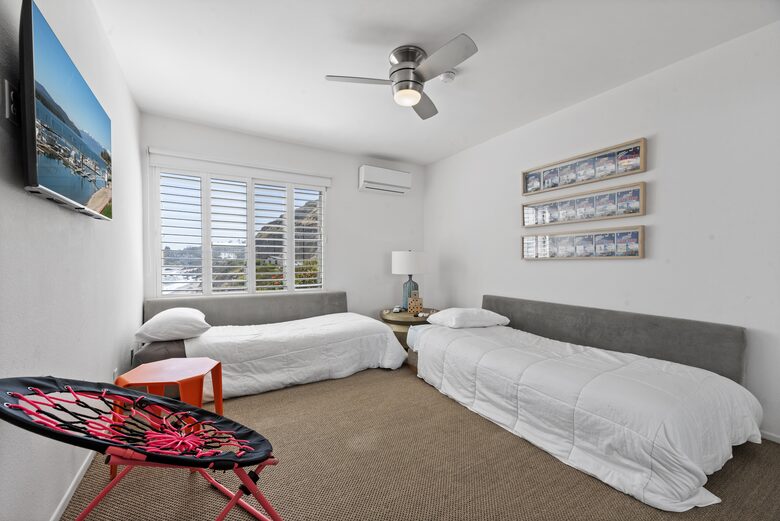 Malibu Beachfront Luxe with Private Beach Access - Malibu, California