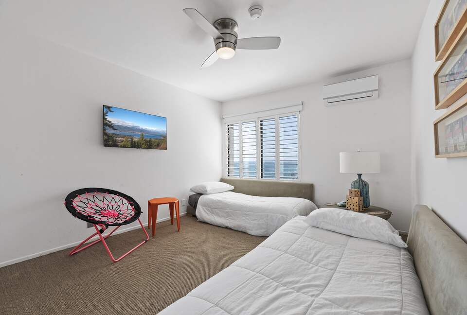 Malibu Beachfront Luxe with Private Beach Access - Malibu, California