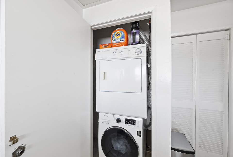 Malibu Beachfront Luxe with Private Beach Access - Malibu, California