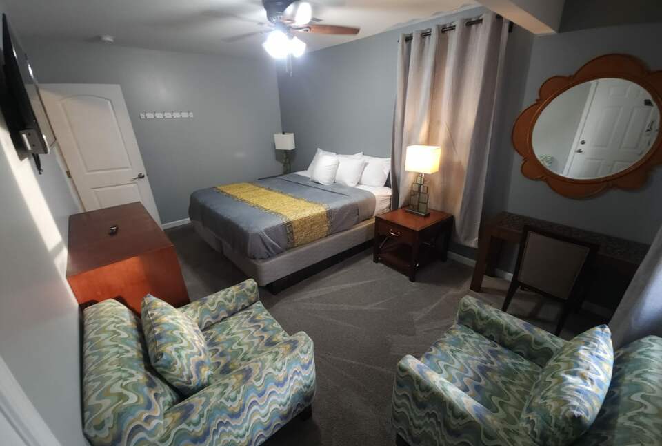 Luxury Estate 14 bedroom with Pool, Hot tub, Sauna, Bar - Memphis, Tennessee