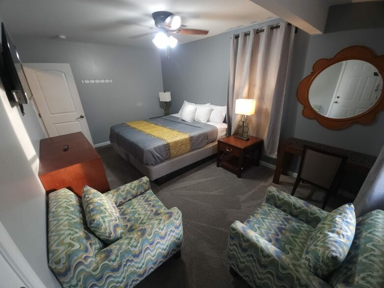 Luxury Estate 14 bedroom with Pool, Hot tub, Sauna, Bar - Memphis, Tennessee