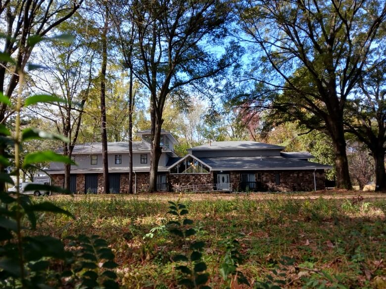 Luxury Estate 14 bedroom with Pool, Hot tub, Sauna, Bar - Memphis, Tennessee