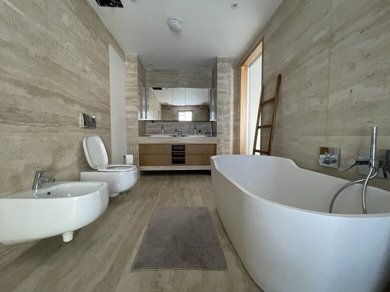 Luxury Seafront Penthouse Valletta - Sliema, Malta