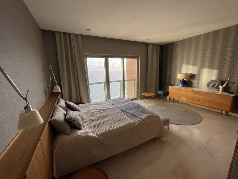 Luxury Seafront Penthouse Valletta - Sliema, Malta