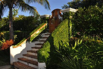 4 Bedroom at Rosewood Bermuda Golf Villas - Hamilton Parish, Bermuda