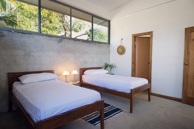 Casa Comunal Beach Front Getaway - Bocas del Toro, Panama