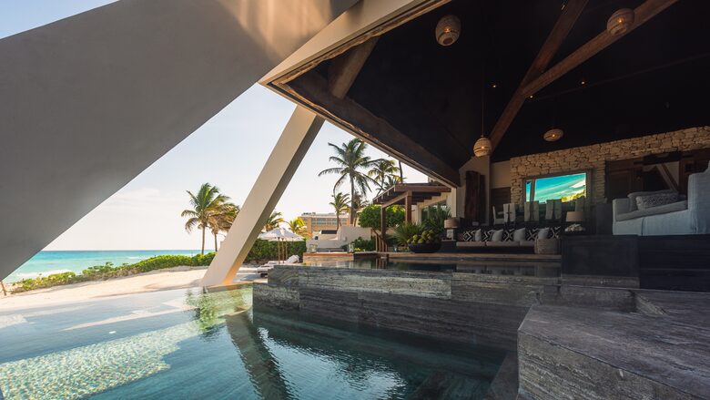 Cancún Paradise - Cancún, Mexico