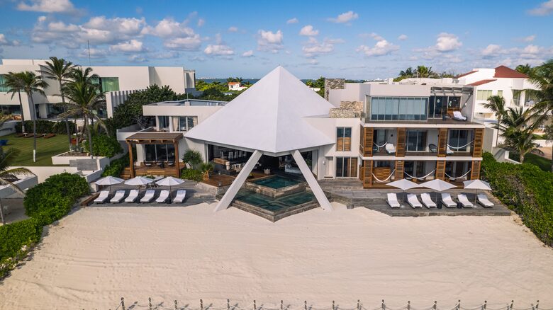 Cancún Paradise - Cancún, Mexico