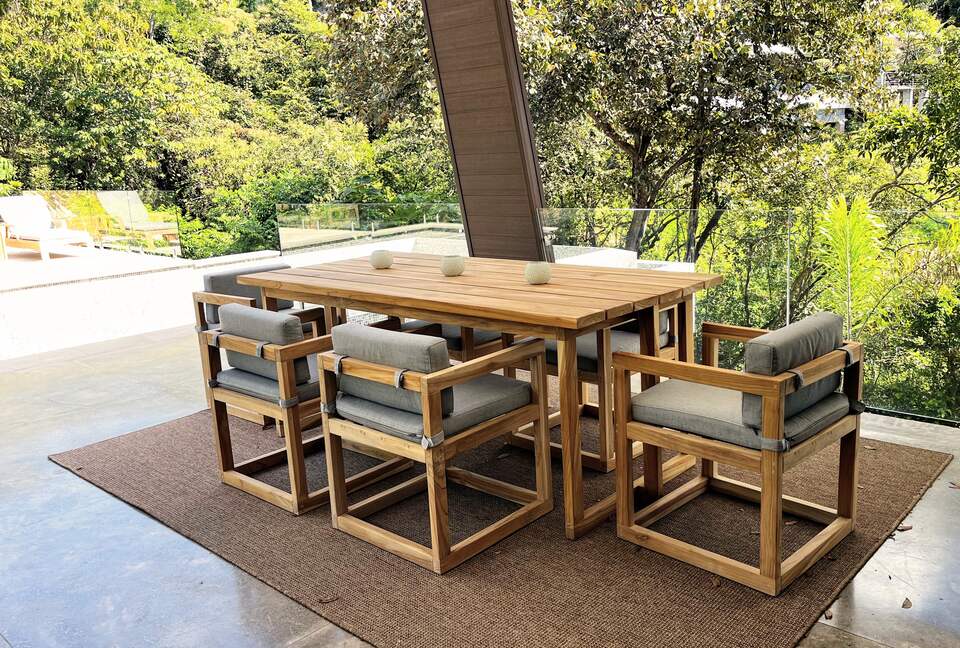 Modern Costa Rica Getaway - Black Beauty, Costa Rica