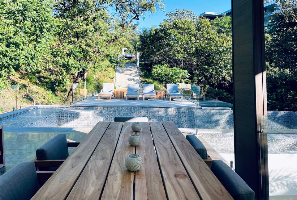 Modern Costa Rica Getaway - Black Beauty, Costa Rica