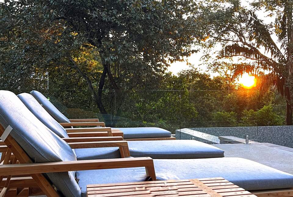 Modern Costa Rica Getaway - Black Beauty, Costa Rica