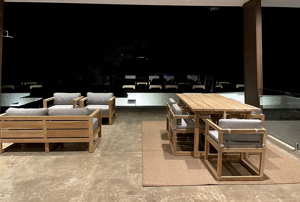 Modern Costa Rica Getaway - Black Beauty, Costa Rica