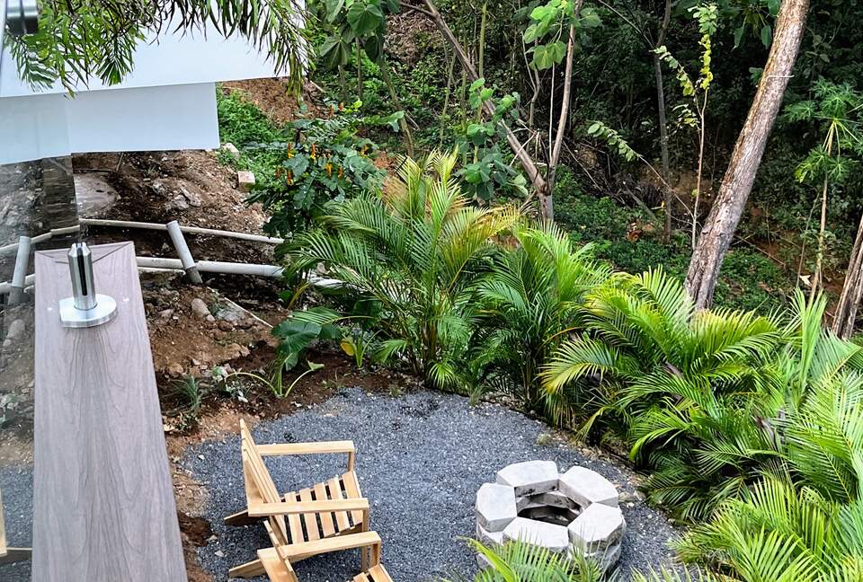 Modern Costa Rica Getaway - Black Beauty, Costa Rica