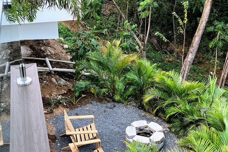 Modern Costa Rica Getaway - Black Beauty, Costa Rica