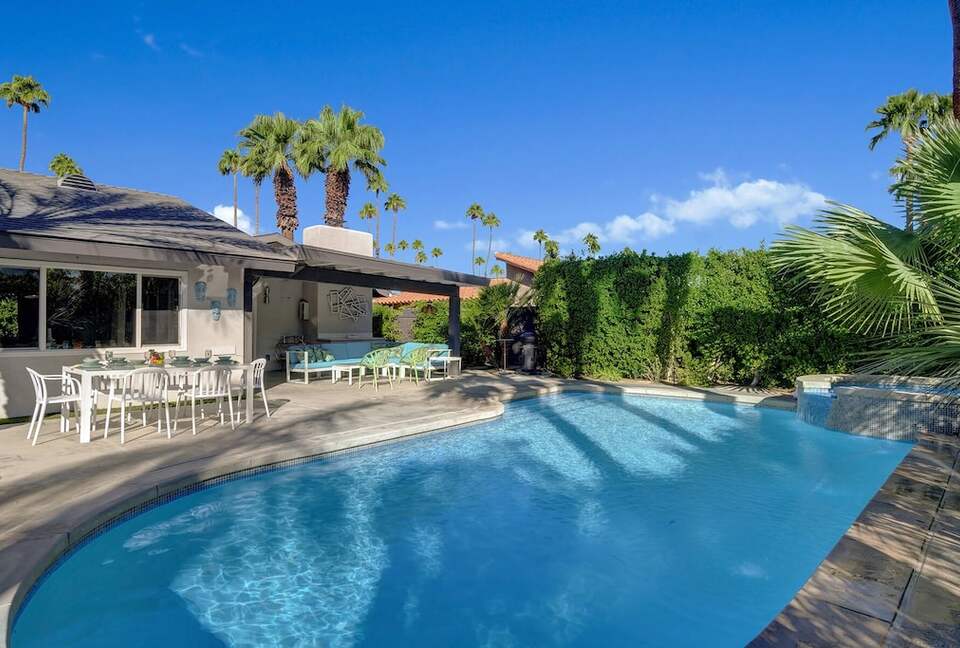 Palm Springs Mid-Century with Pool, Spa, Putting Green - Palm Springs, California