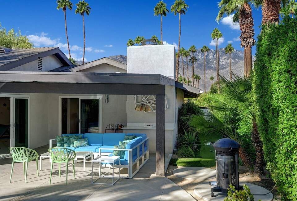 Palm Springs Mid-Century with Pool, Spa, Putting Green - Palm Springs, California