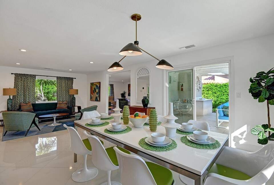 Palm Springs Mid-Century with Pool, Spa, Putting Green - Palm Springs, California