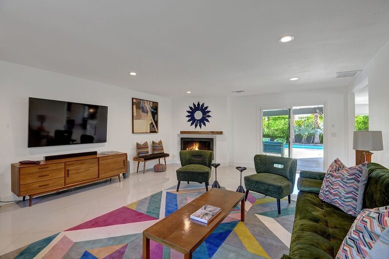 Palm Springs Mid-Century with Pool, Spa, Putting Green - Palm Springs, California