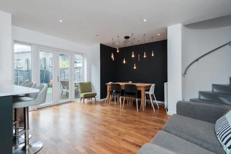 Highbury Mews House - London, United Kingdom