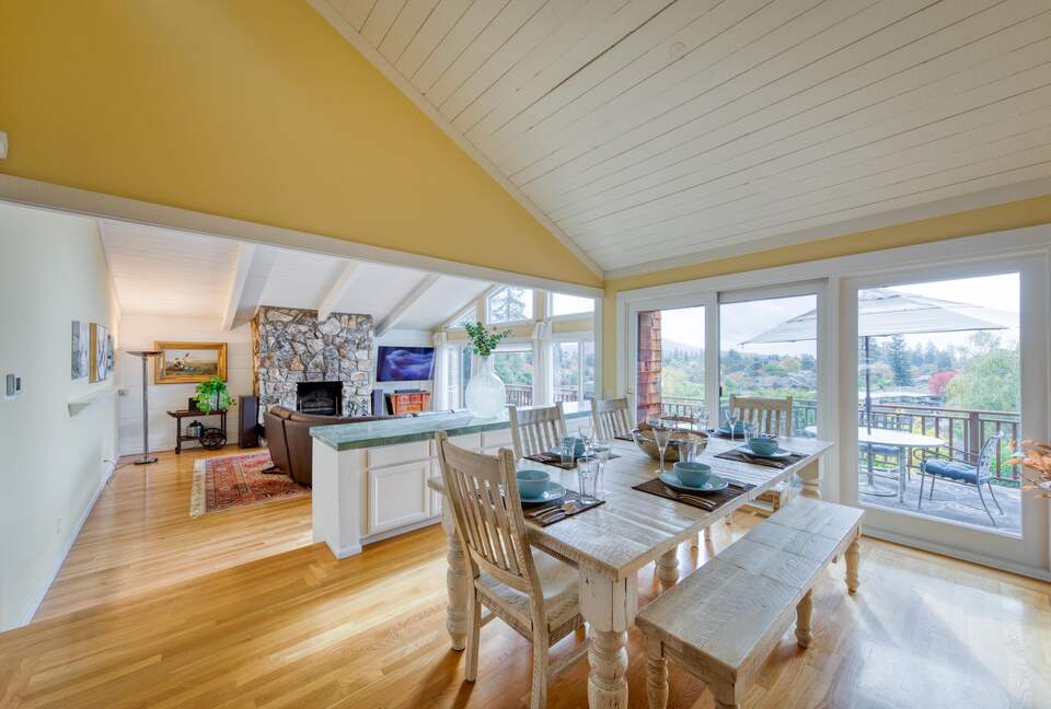 Incredible Hillside Escape with Heated Pool - Santa Rosa, California