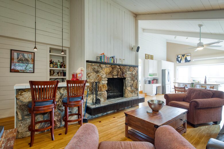 Incredible Hillside Escape with Heated Pool - Santa Rosa, California