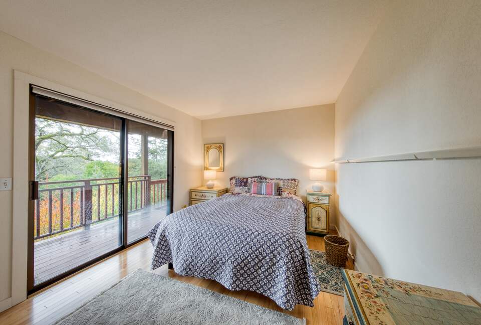 Incredible Hillside Escape with Heated Pool - Santa Rosa, California