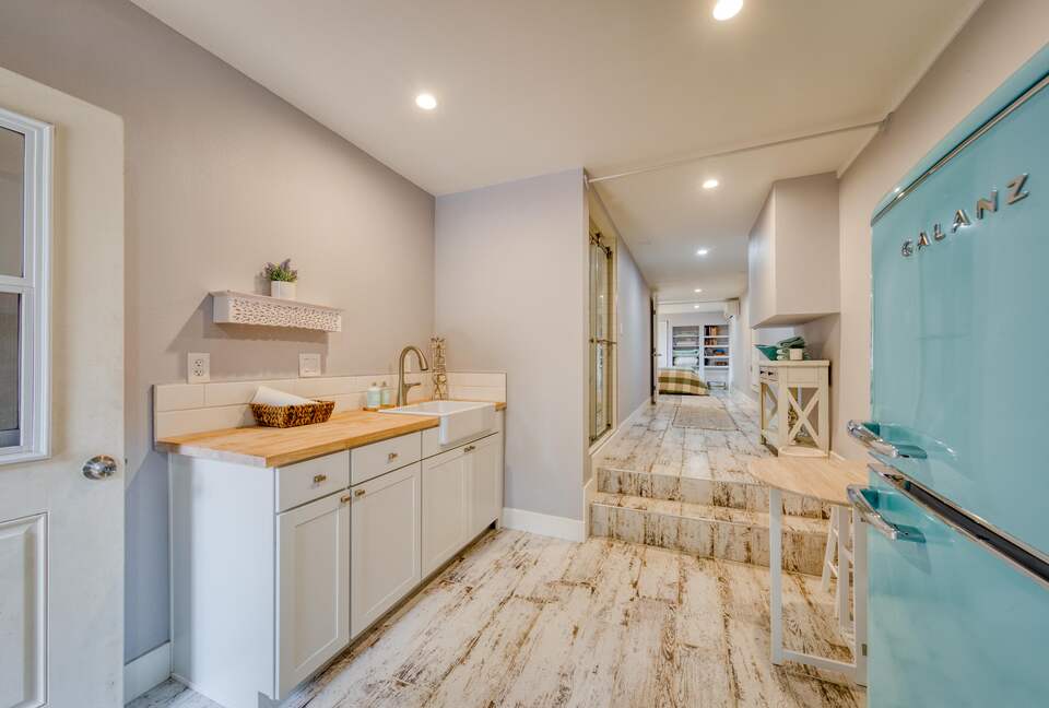 Incredible Hillside Escape with Heated Pool - Santa Rosa, California