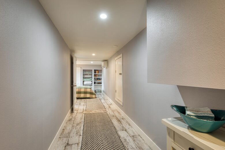 Incredible Hillside Escape with Heated Pool - Santa Rosa, California