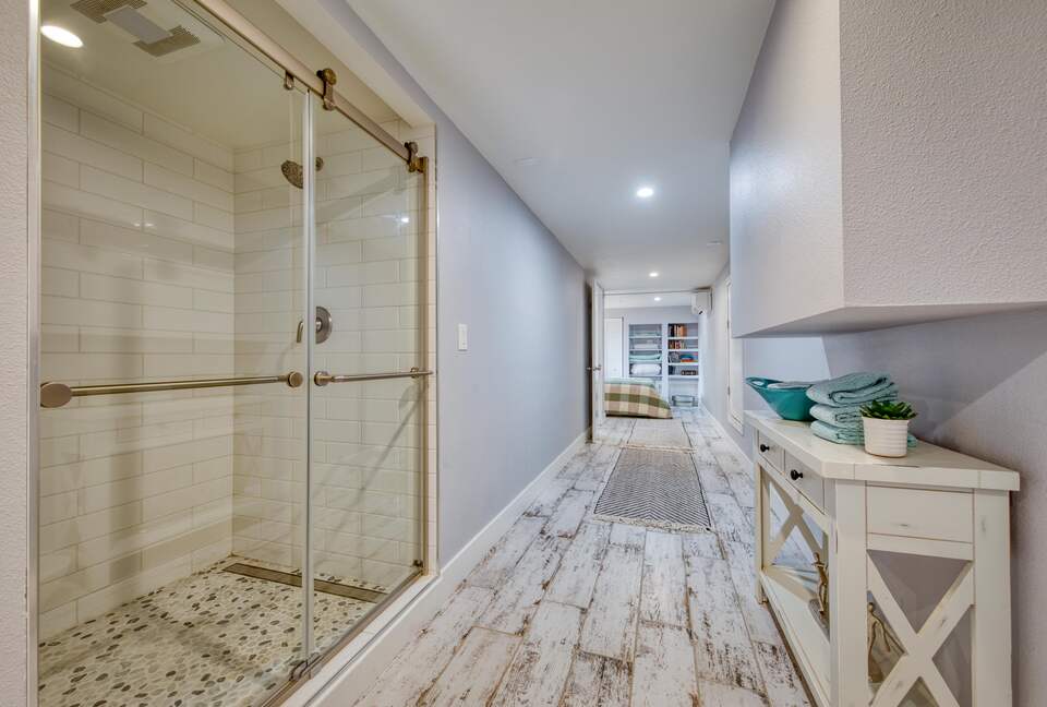 Incredible Hillside Escape with Heated Pool - Santa Rosa, California