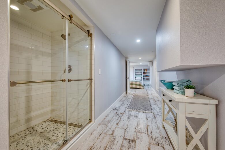 Incredible Hillside Escape with Heated Pool - Santa Rosa, California