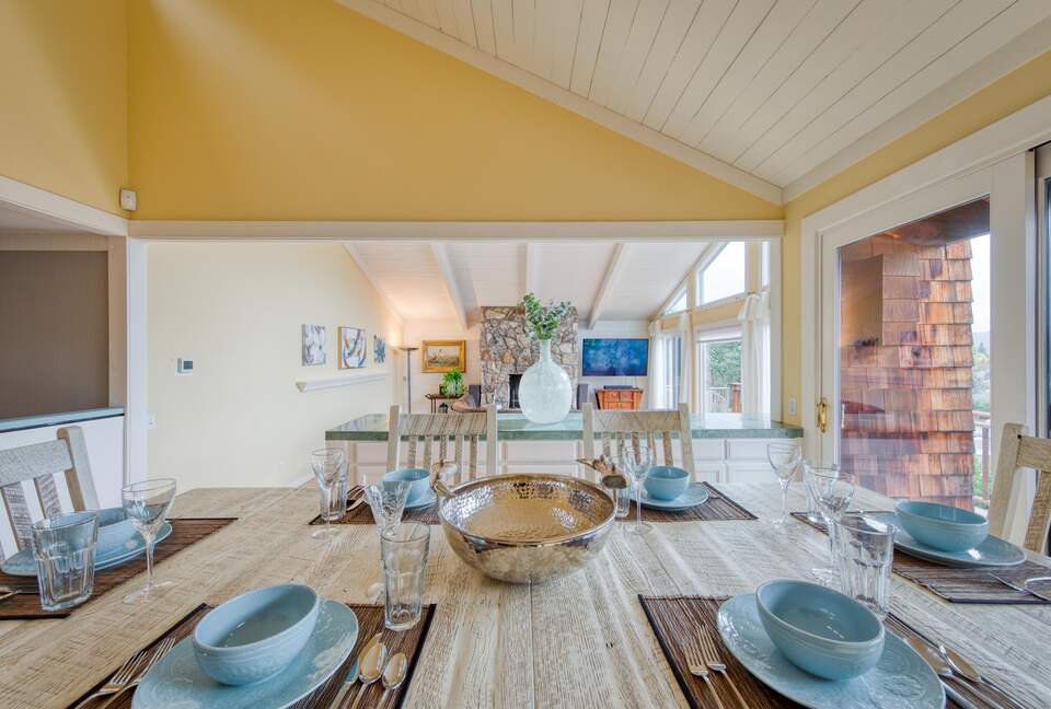 Incredible Hillside Escape with Heated Pool - Santa Rosa, California