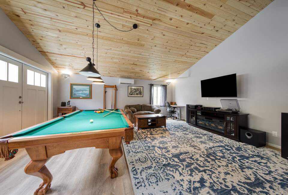 Incredible Hillside Escape with Heated Pool - Santa Rosa, California