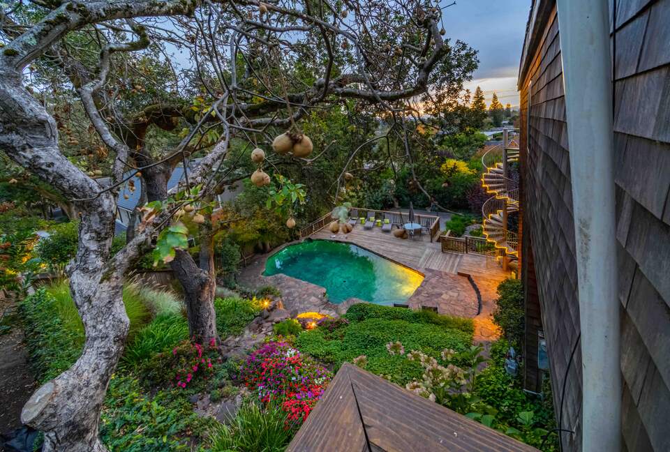 Incredible Hillside Escape with Heated Pool - Santa Rosa, California