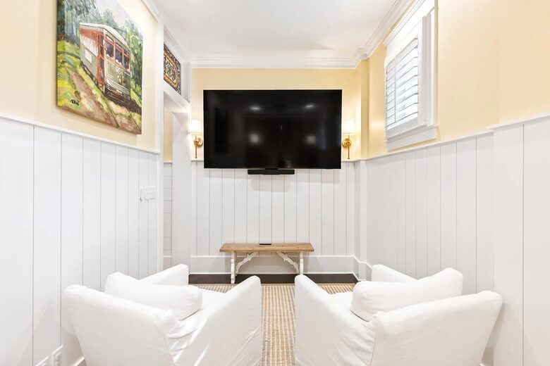 2 chaise lounges for comfort & privacy in Master Media room.