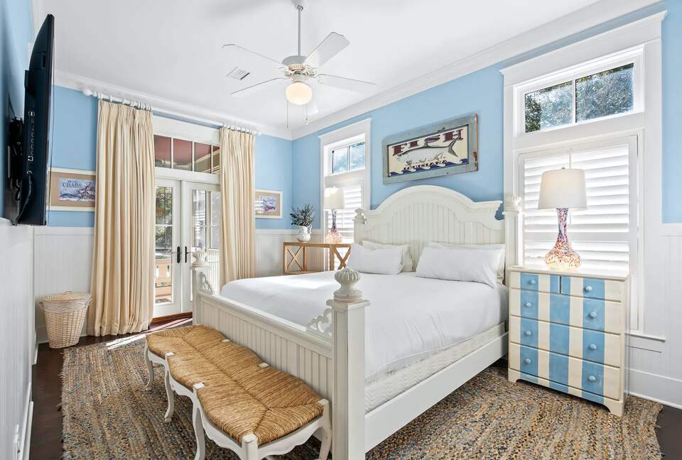 K suite with shower, adjoining 2 bunk rm with full crib rm.