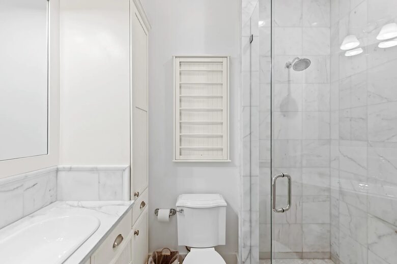 Mint green K BR suite, large shower & vanity with drawers.