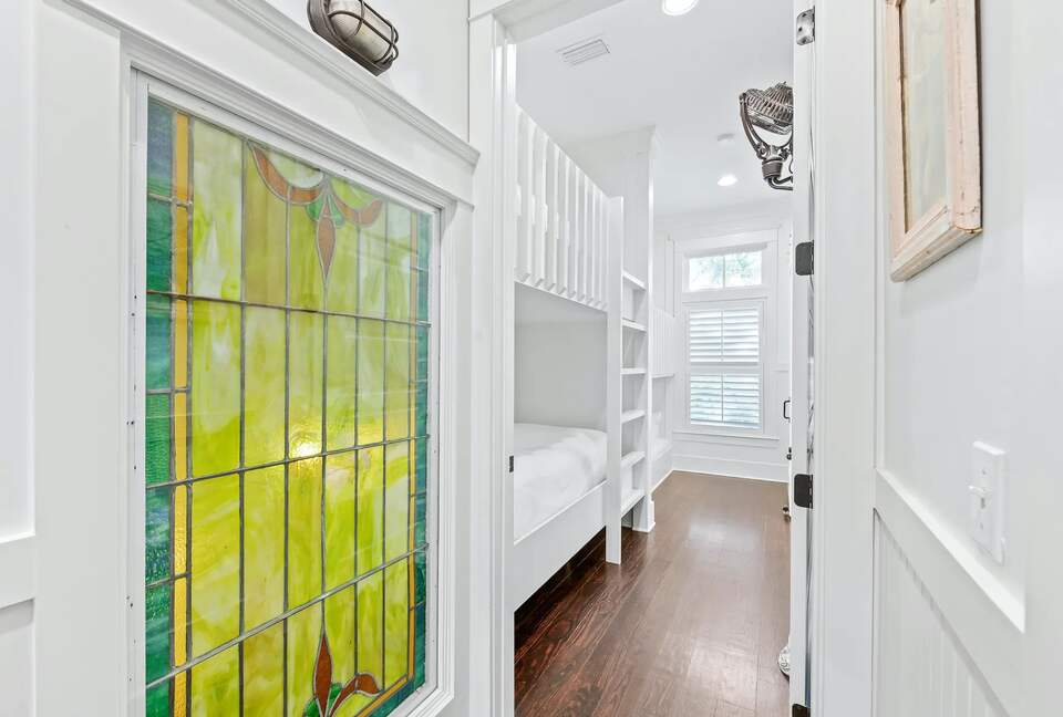 Individual 4 bed bunk room with Tub/Shower for the kids.