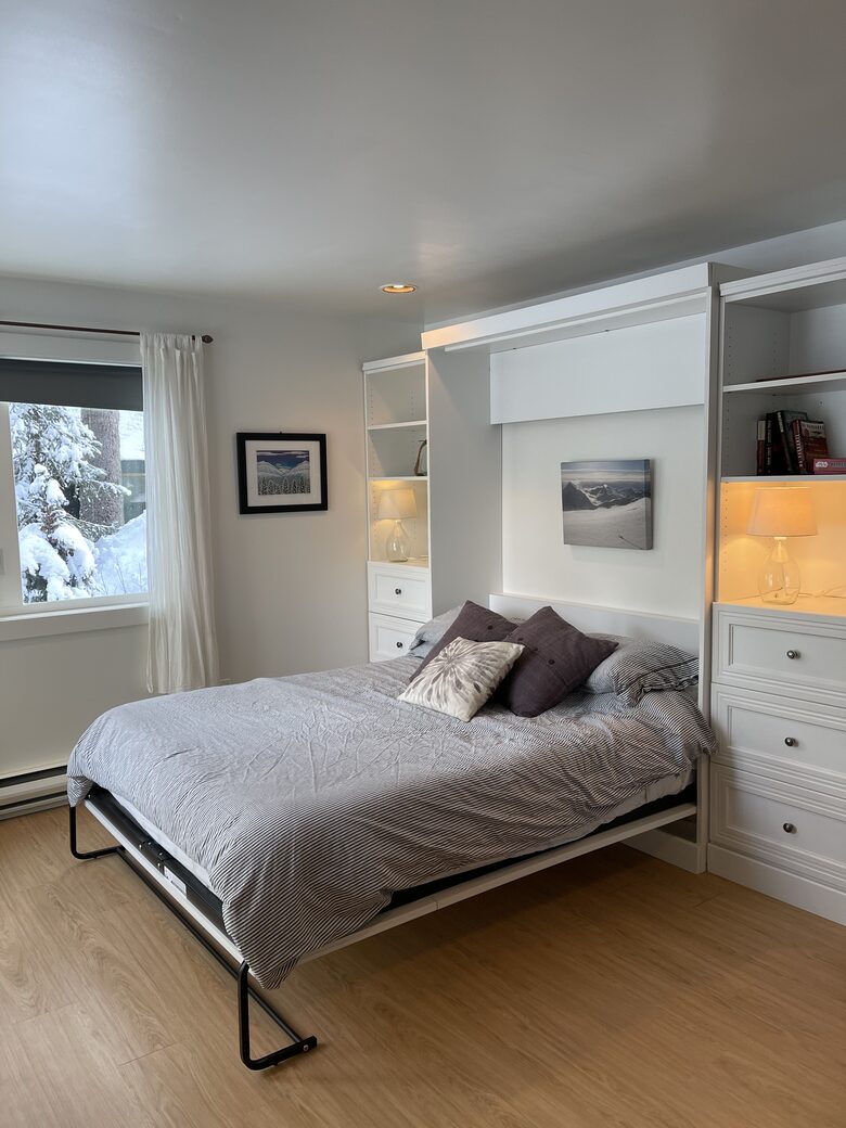 Cozy Studio in Central Whistler - Whistler, Canada